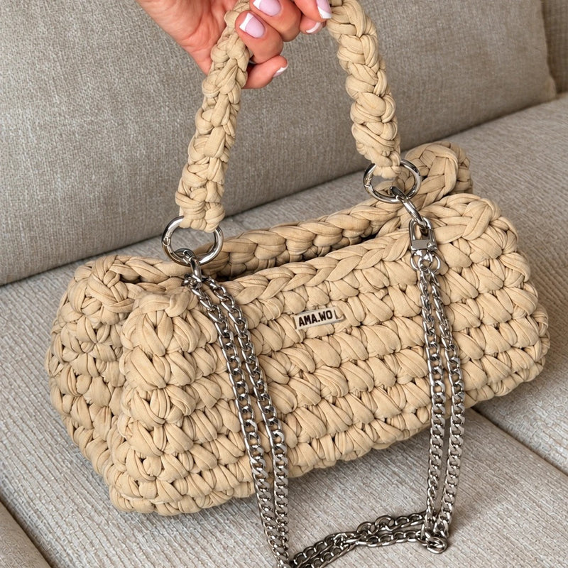 Sac Umi crocheté main, beige, avec chaîne argentée | Couleurs : Beige ivoire